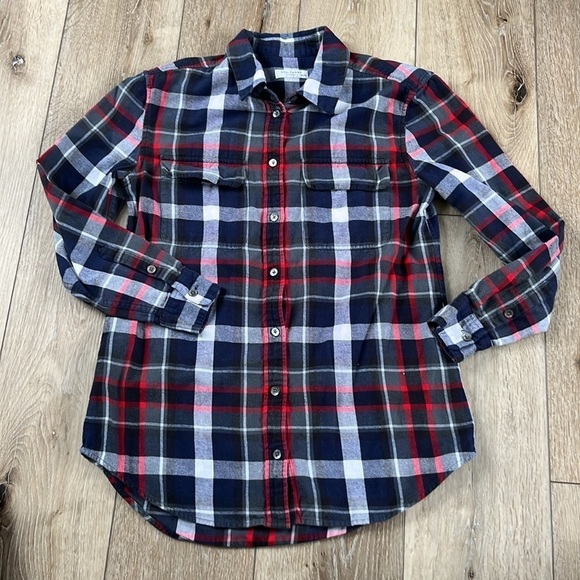 Equipment Femme Signature Flannel Button Down Plaid Shirt - Picture 2 of 10